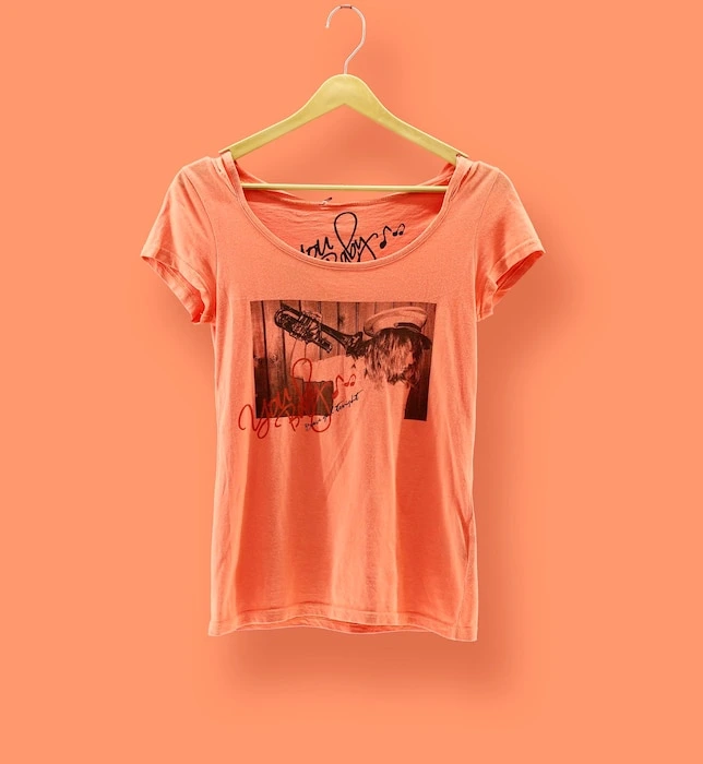 graphic-tshirt